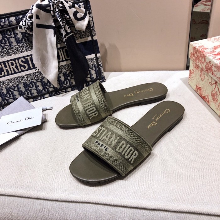 D*or dway slide multicolor embroidered cotton green color