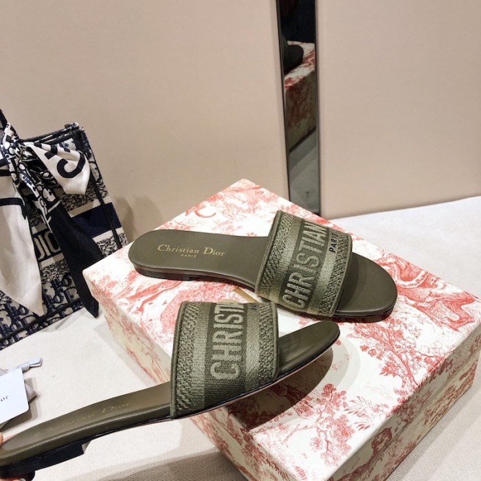 D*or dway slide multicolor embroidered cotton green color