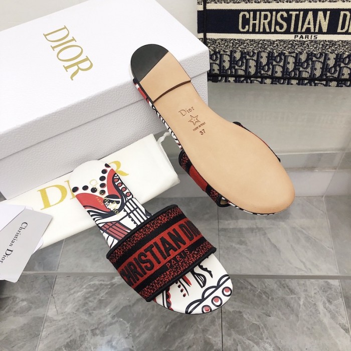 D*or dway slide embroidered cotton with black and red cupidon motif