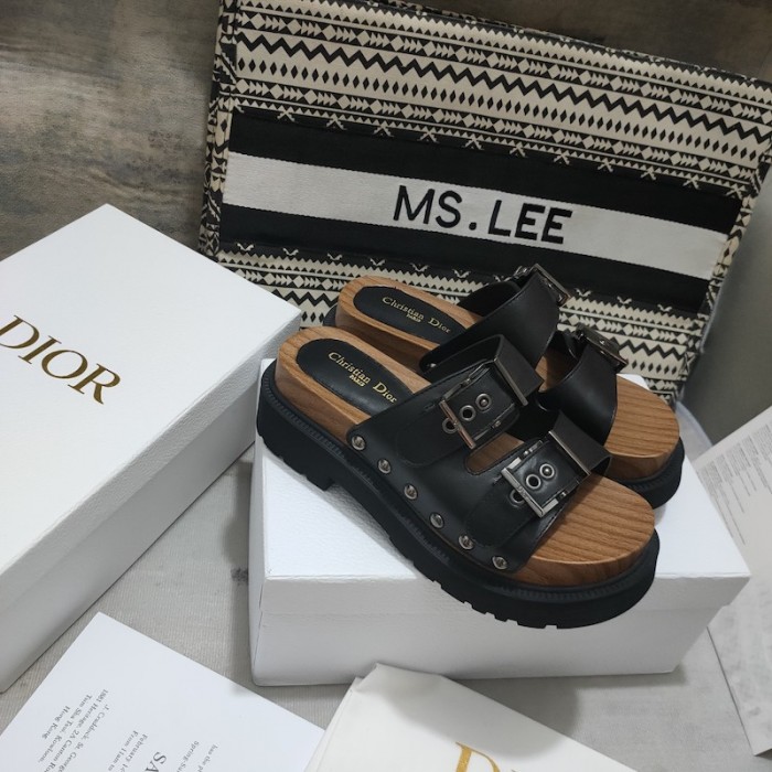 D*or strap sandal black calfskin