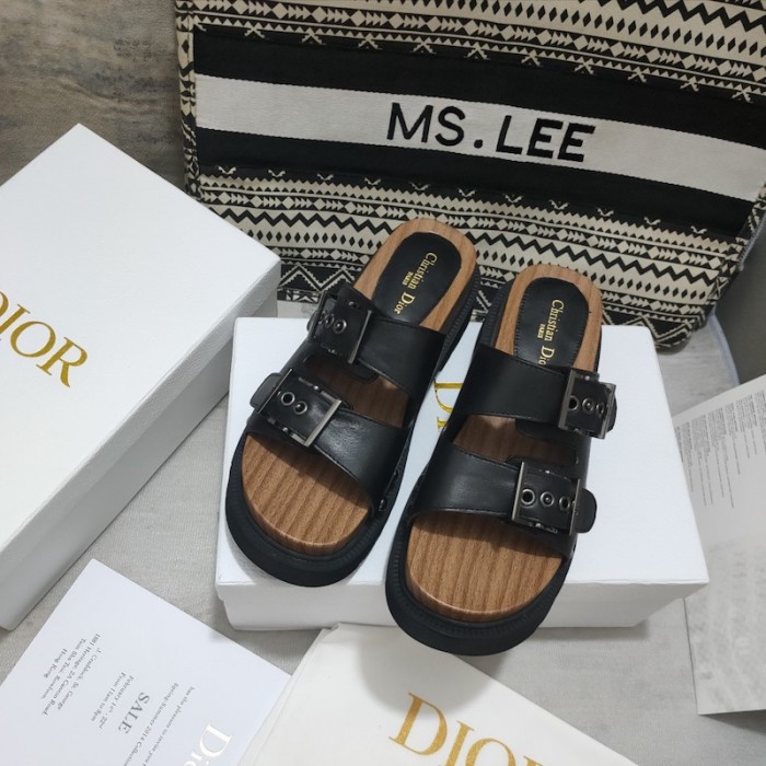 D*or strap sandal black calfskin
