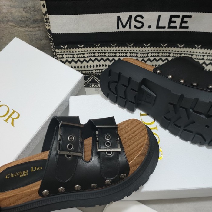 D*or strap sandal black calfskin