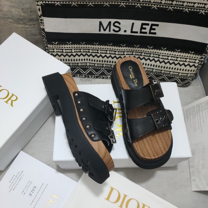 D*or strap sandal black calfskin