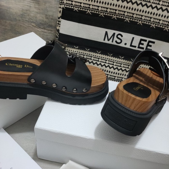 D*or strap sandal black calfskin