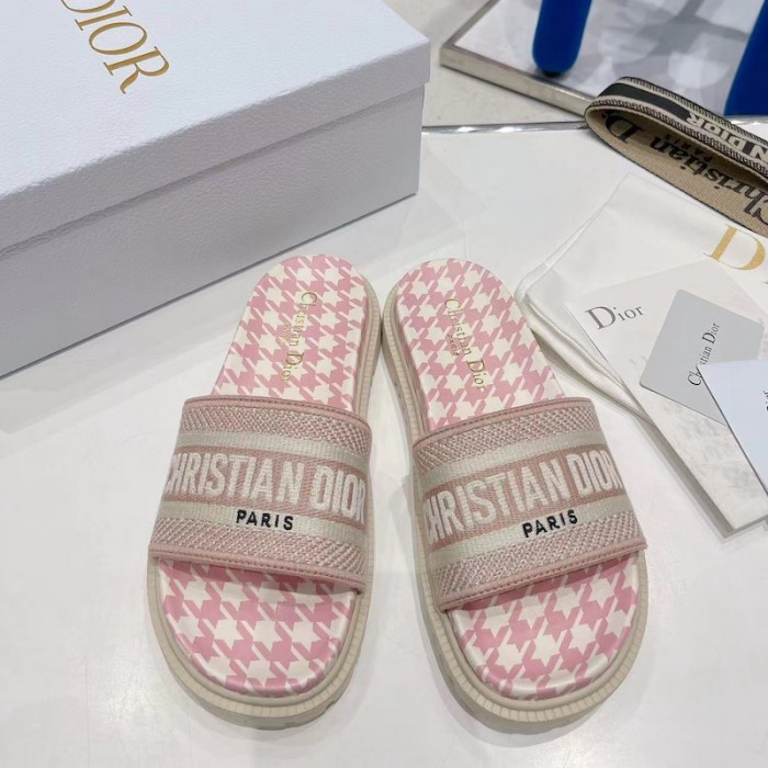 D*or dway slide cornflower pink embroidered cotton with micro houndstooth motif