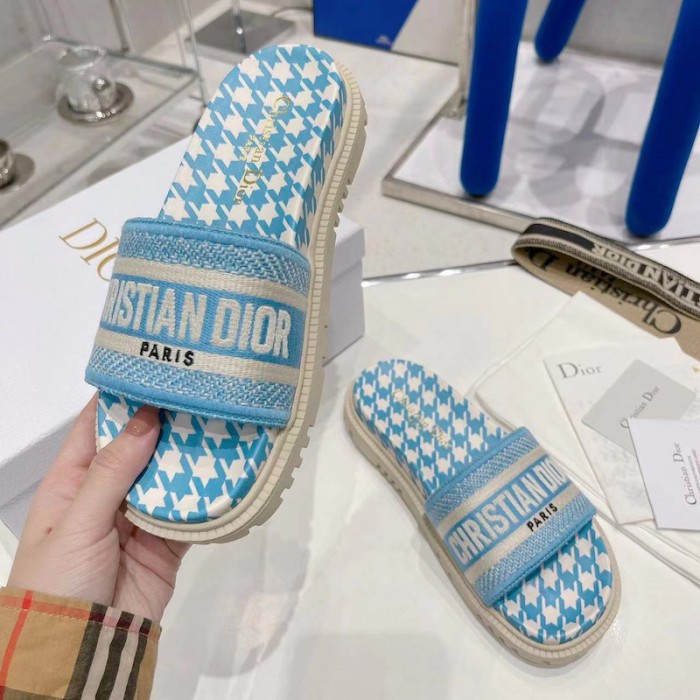 D*or dway slide cornflower blue embroidered cotton with micro houndstooth motif