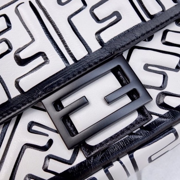 F**di california sky baguette white nappa leather ff print bag