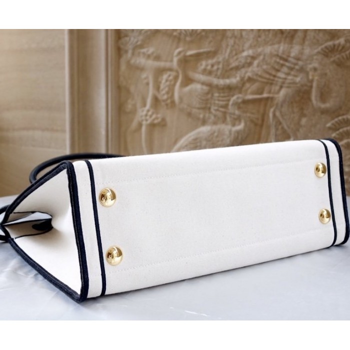 F**di california sky roma shopper bag