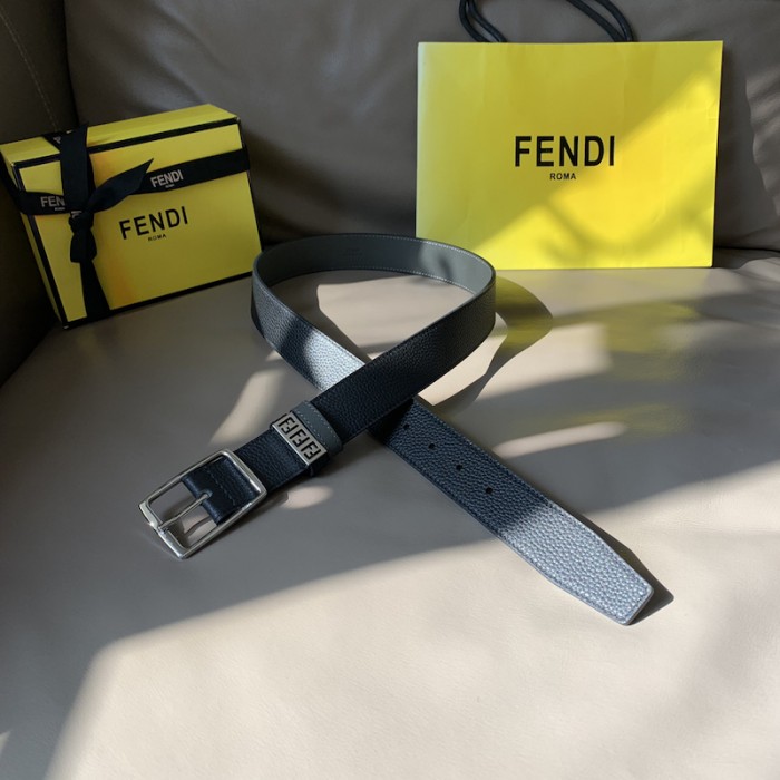 F**di leather belt with pin buckle black / silver 7c0435