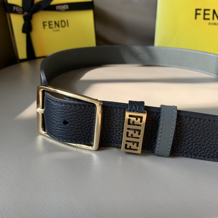 F**di leather belt with pin buckle black / gold 7c0435
