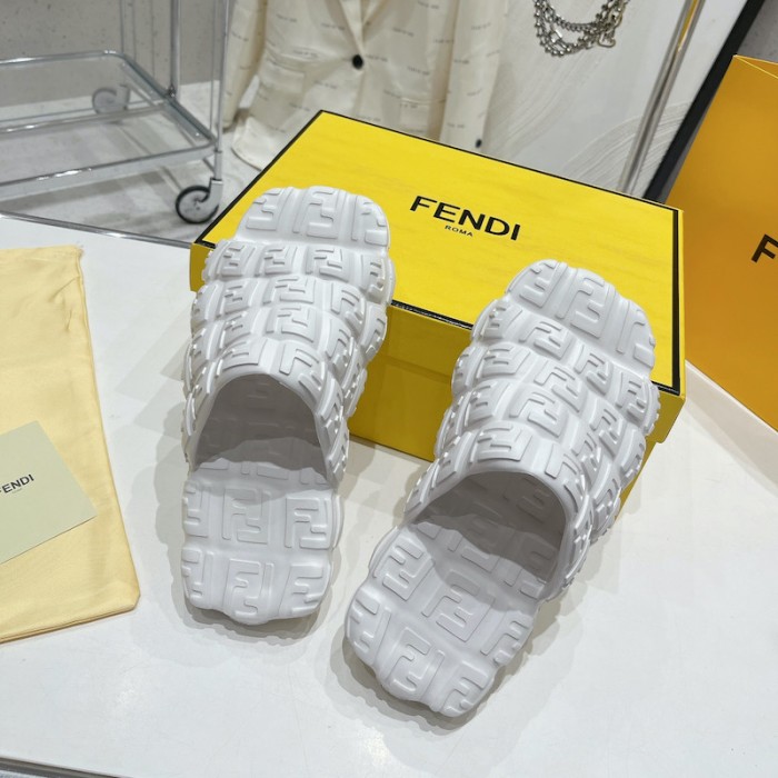 F**di cloud slides white rubber slides