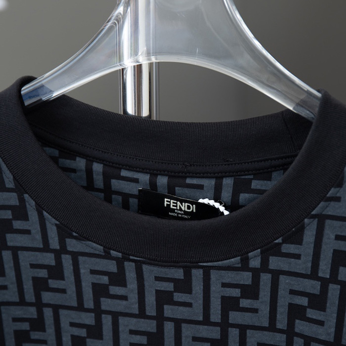 F**di zucca monogram black cotton t-shirt