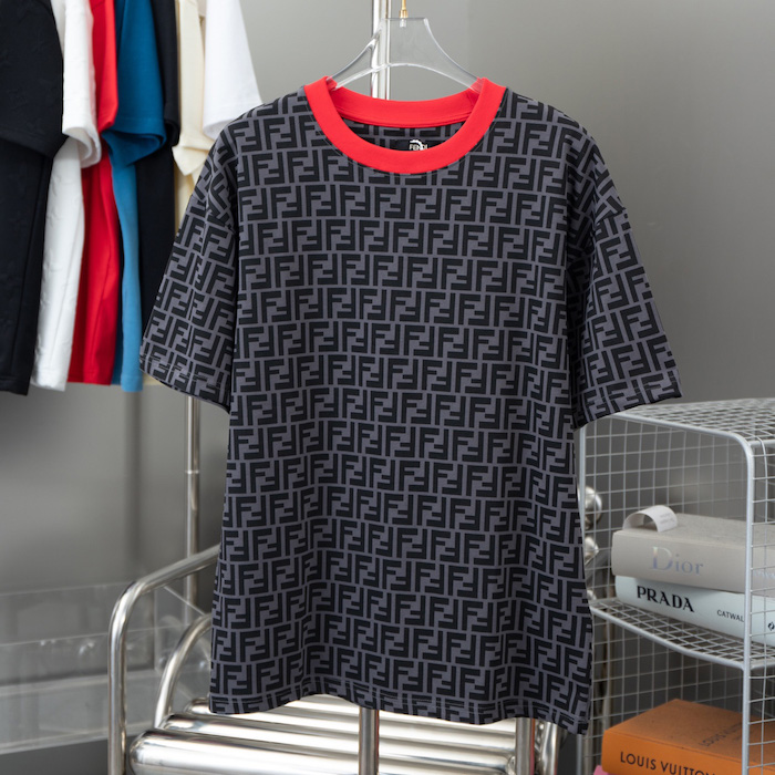 F**di zucca monogram black / red cotton t-shirt