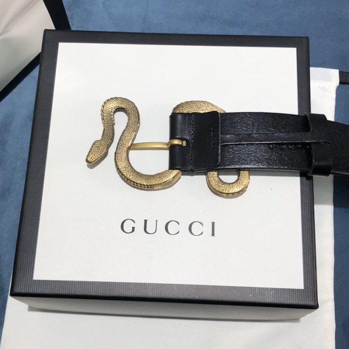 G*u*i leather belt with snake buckle black ‎458935