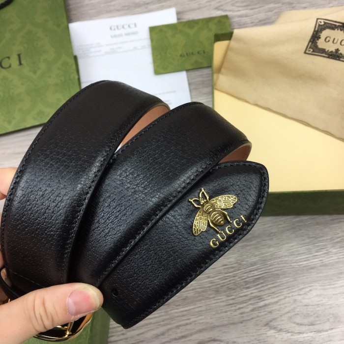 G*u*i gg buckle leather belt with bee black