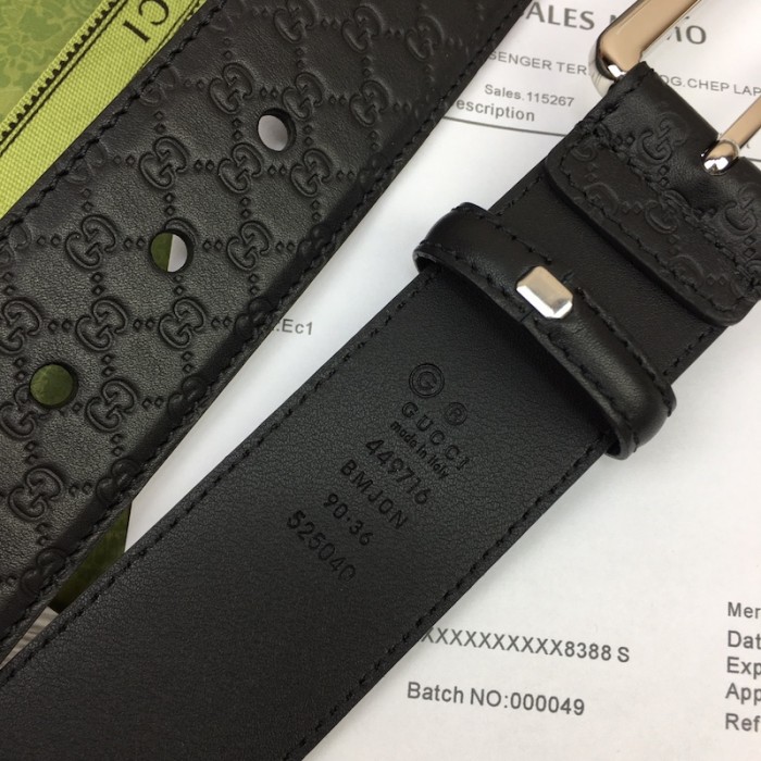 G*u*i signature belt with square buckle black