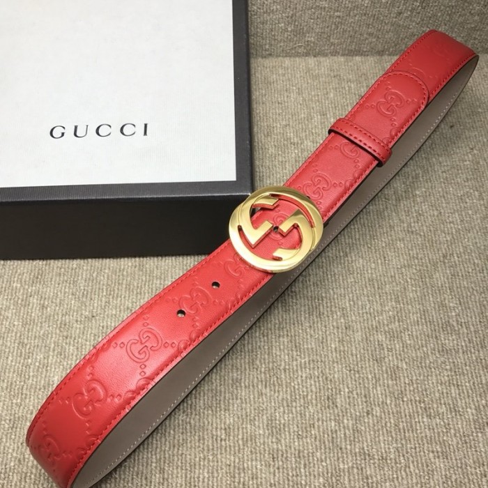 G*u*i signature G*u*issima leather belt red with gold