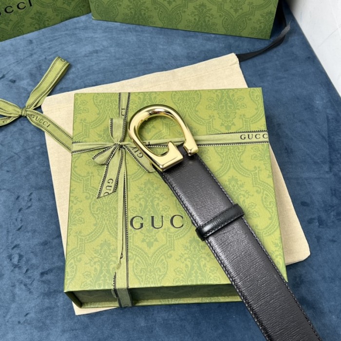 G*u*i two-tone belt with g buckle ‎709954