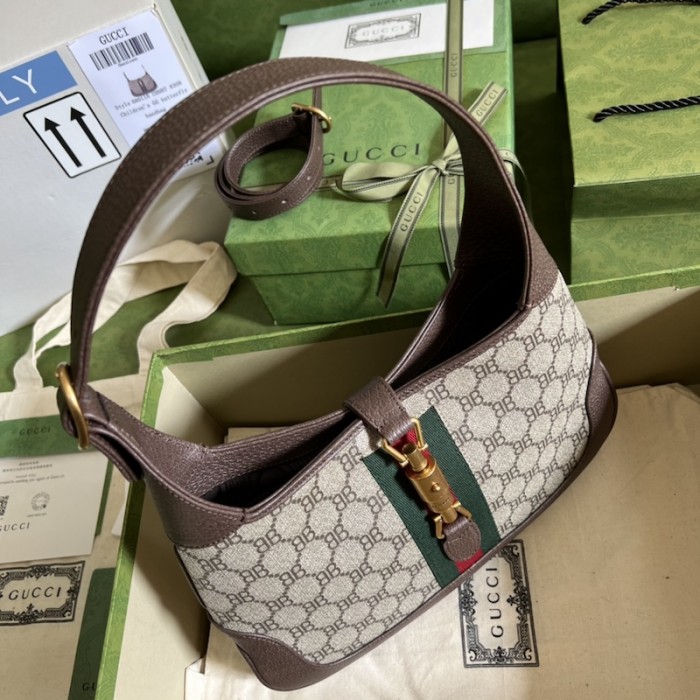 g*u*i x Ba*len*cia*ga the hacker project jackie 1961 bag
