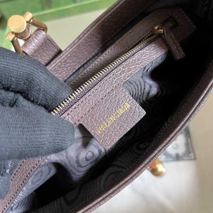 g*u*i x Ba*len*cia*ga the hacker project jackie 1961 bag
