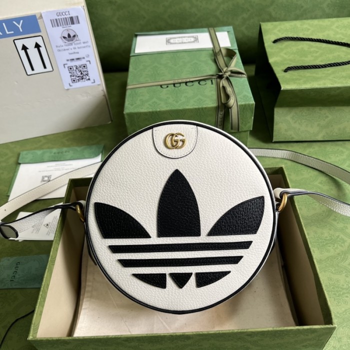 Ad*s x g*u*i ophidia shoulder bag ‎702626 white