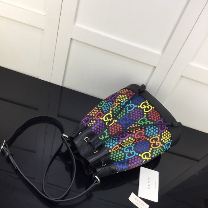 G*u*i gg psychedelic bucket bag 598149