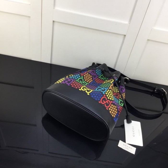 G*u*i gg psychedelic bucket bag 598149