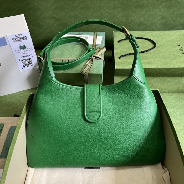 G*u*i aphrodite medium shoulder bag 726274 green
