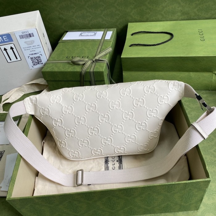 G*u*i gg embossed belt bag white 645093