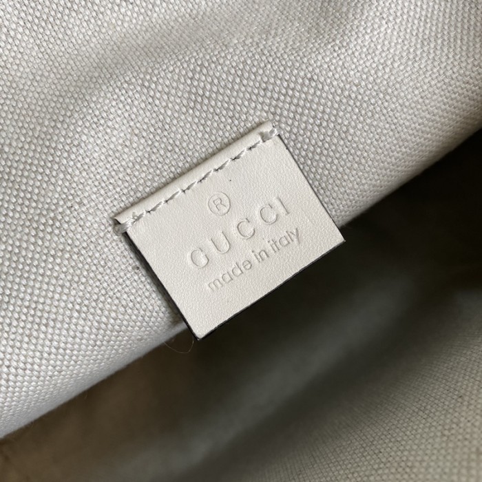 G*u*i gg embossed belt bag white 645093