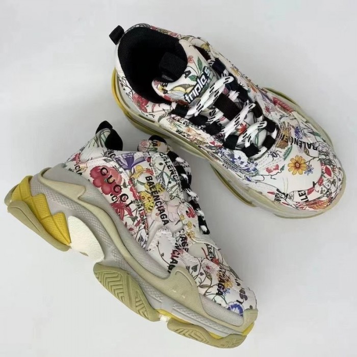 g*u*i x Ba*len*cia*ga the hacker project triple s sneaker flora print