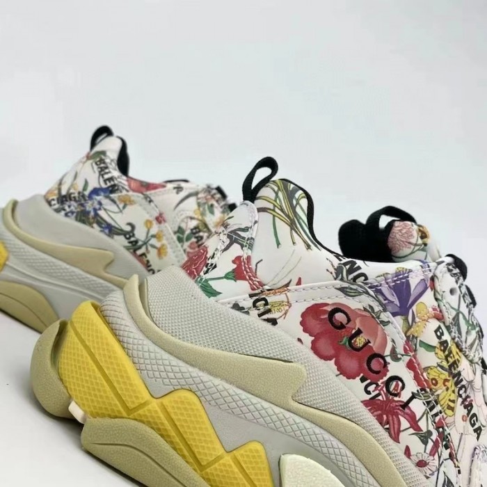 g*u*i x Ba*len*cia*ga the hacker project triple s sneaker flora print