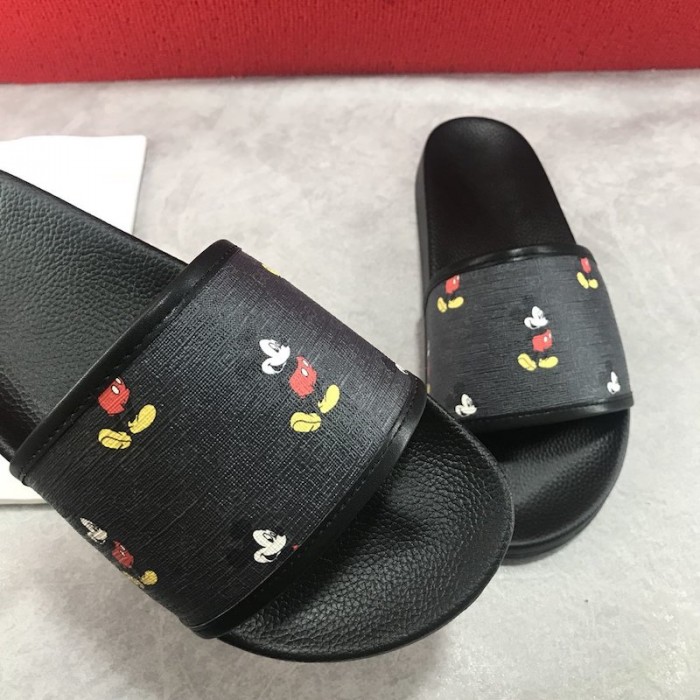 disney x G*u*i gg slide black