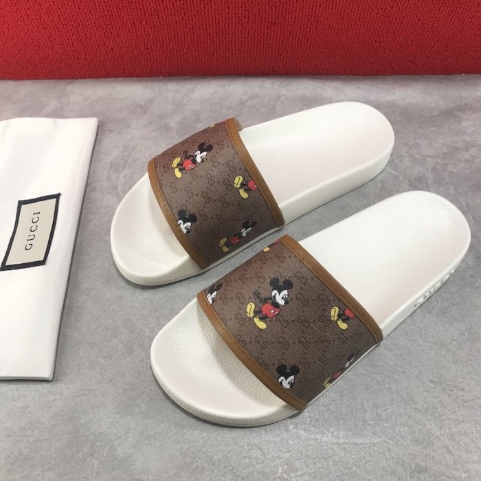 disney x G*u*i gg slide white