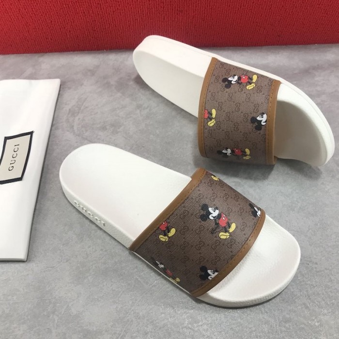 disney x G*u*i gg slide white