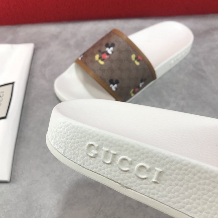 disney x G*u*i gg slide white