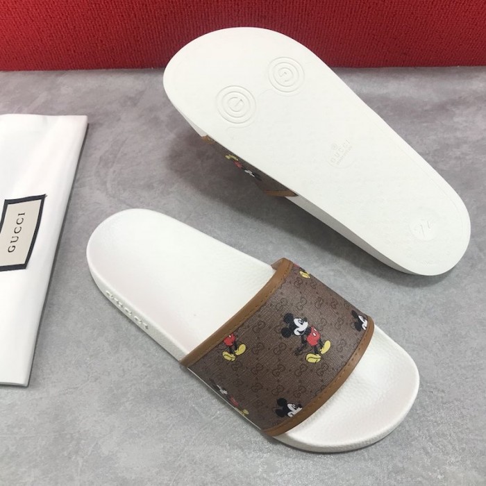 disney x G*u*i gg slide white