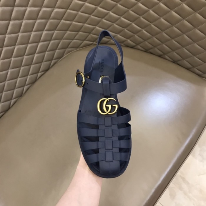 G*u*i rubber buckle strap sandal blue