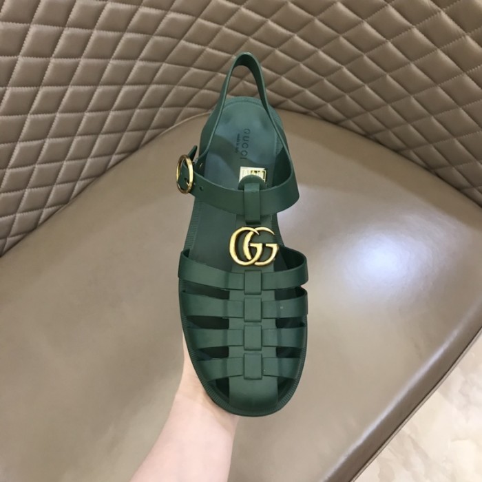 G*u*i rubber buckle strap sandal green