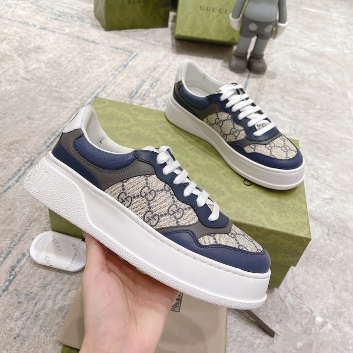 G*u*i gg embossed sneaker blue canvas
