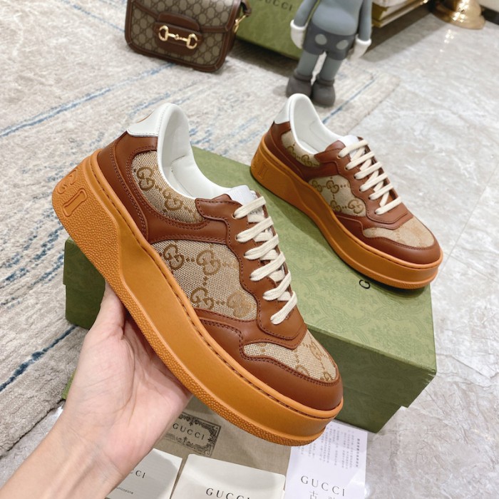 G*u*i gg embossed sneaker brown canvas
