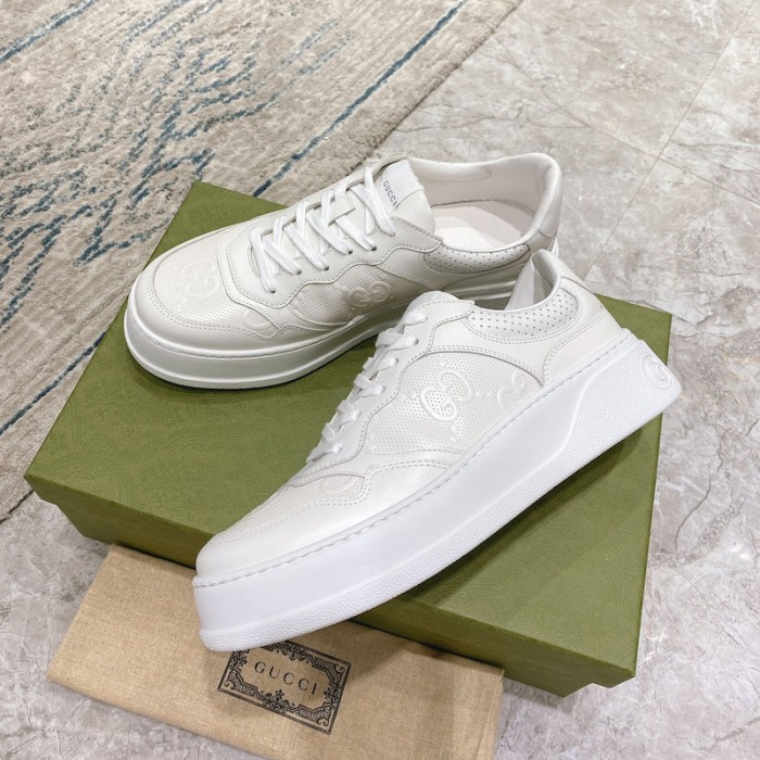 G*u*i gg embossed sneaker white leather