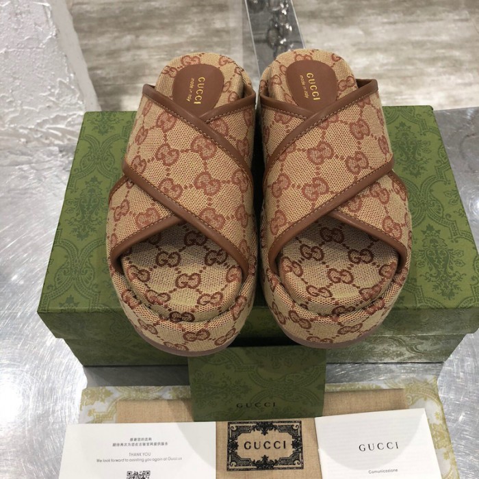 G*u*i gg multicolour platform sandal beige