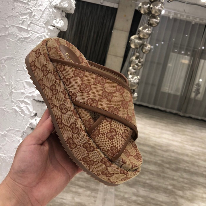 G*u*i gg multicolour platform sandal beige