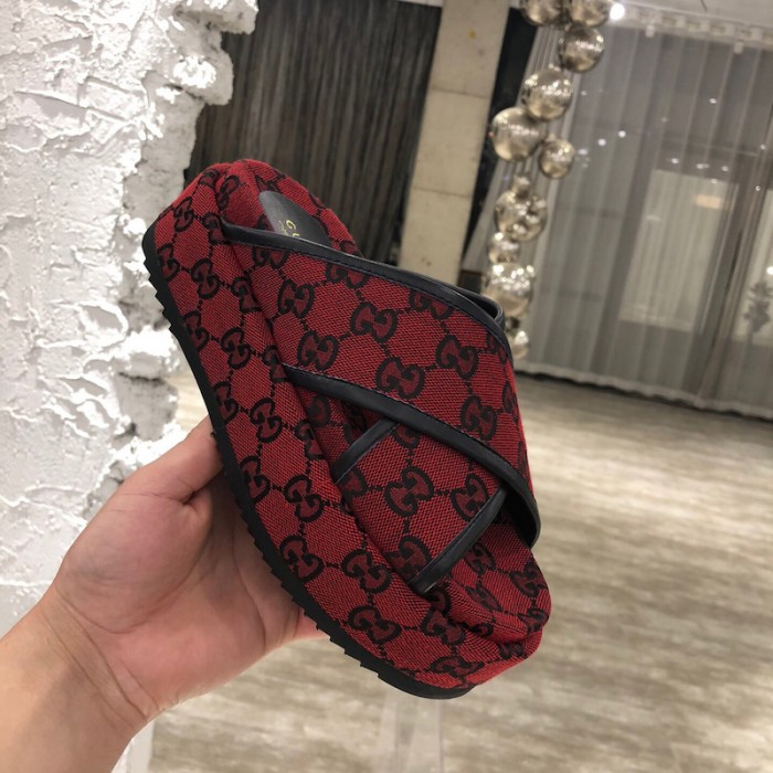 G*u*i gg multicolour platform sandal red