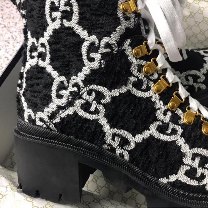 G*u*i gg wool ankle boot black
