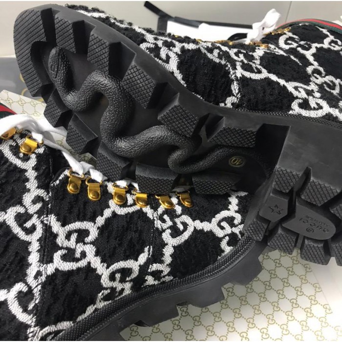 G*u*i gg wool ankle boot black