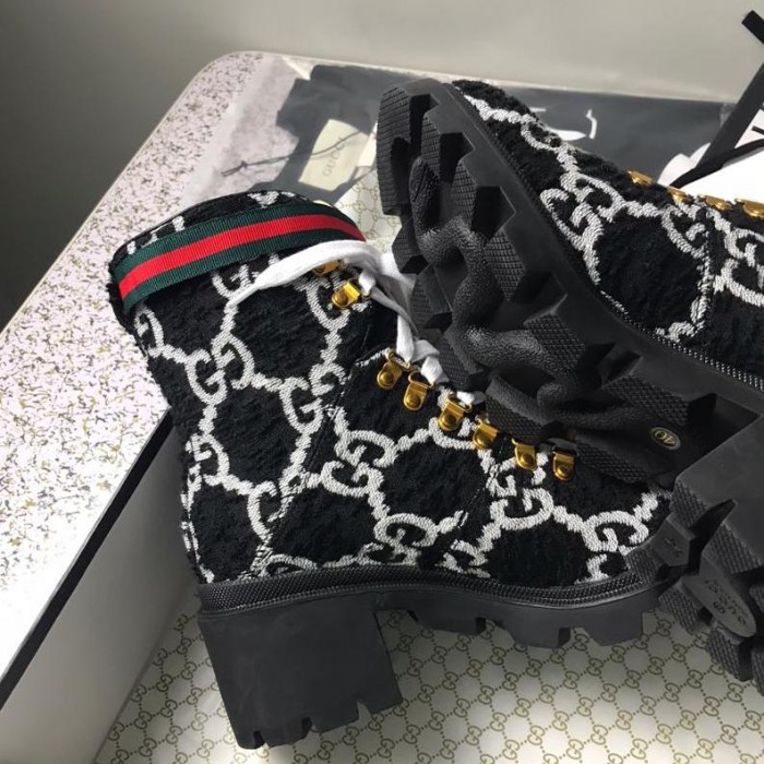 G*u*i gg wool ankle boot black