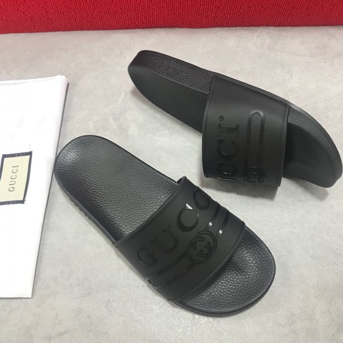 G*u*i logo rubber slide sandal black