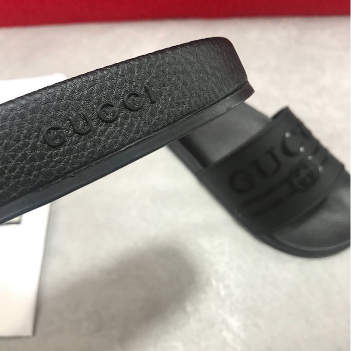 G*u*i logo rubber slide sandal black